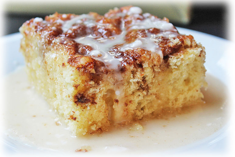 7 EASY CINNAMON ROLL COFFEE CAKE